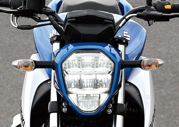imgi_73_productdetailimg_gsx250rlm5_equipment02